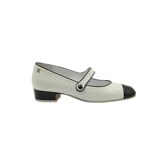 Chanel Cap Toe Mary Janes in White Leather - Picture 1 of 8